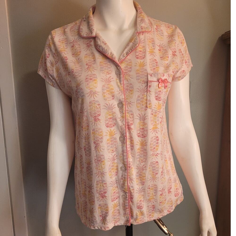 Laura Ashley Pajama Top Medium Pink Floral Button Front Sleepwear Lounge